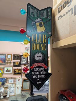 19th Hole Clubhouse Golf Lighted Arrow Wall Sign Bar Man Cave Decor - AS IS