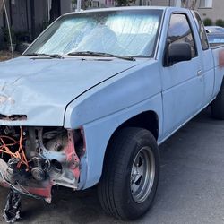 1989 Nissan Pickup on offerup