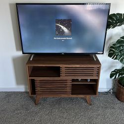 Moving Sale Furniture Desk Art Pillows Barstools Entertainment Stand 