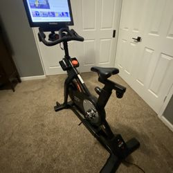 NordicTrack S22i Commercial Studio Cycle – Interactive Home Exercise Bike 