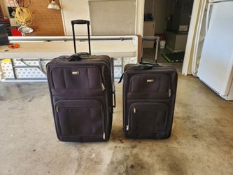 2 Ciao Suitcases Luggage