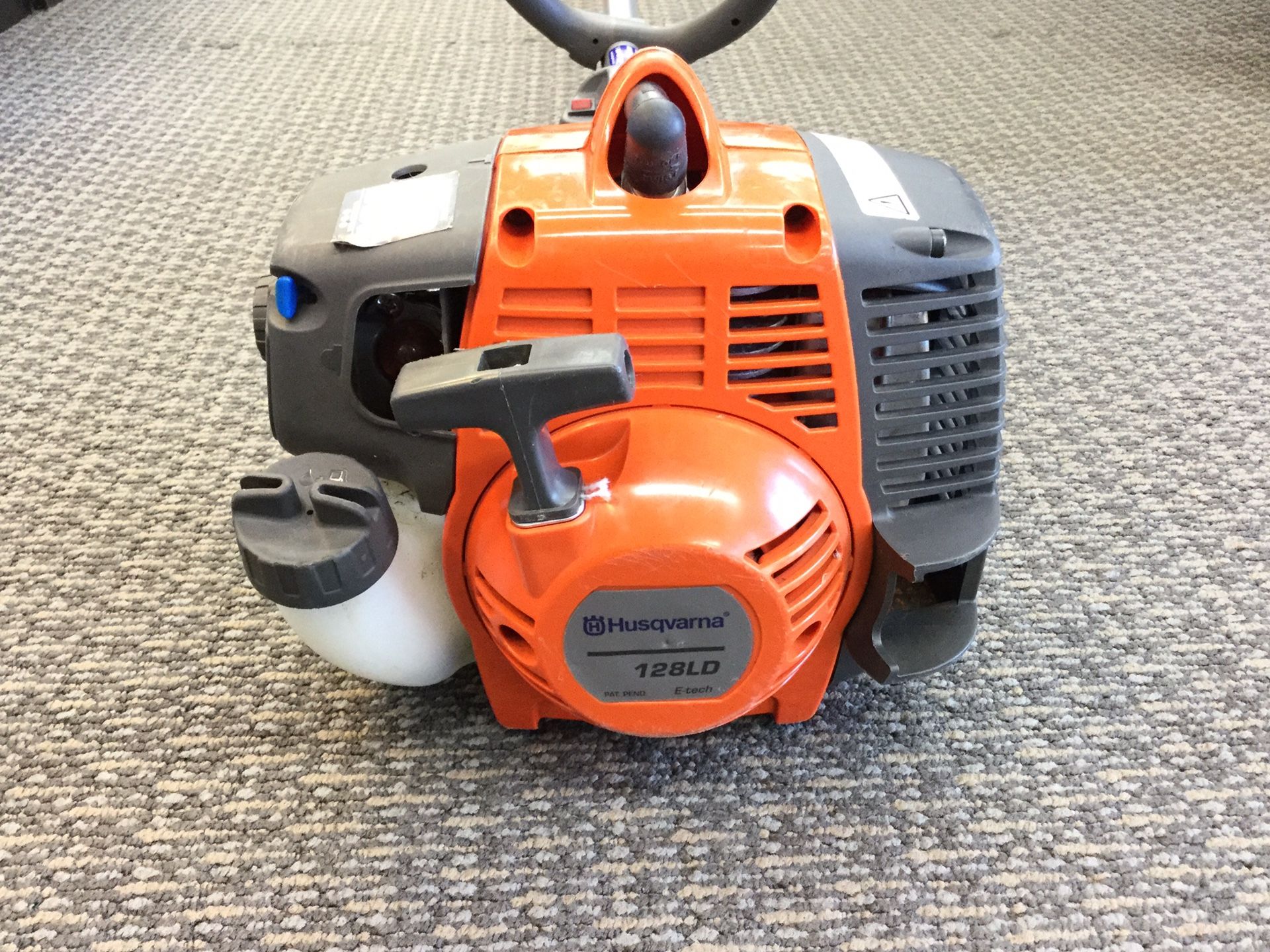 Husqvarna 128LD Line Trimmer / Weed Wacker for Sale in Kent, WA OfferUp
