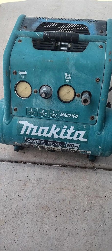 Makita Air Compressor