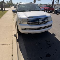 I sell a 2010 Lincoln Navigator