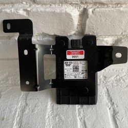 2021-23 HYUNDAI SANTA FE BLIND SPOT MODULE SENSOR OEM 99140-S1500