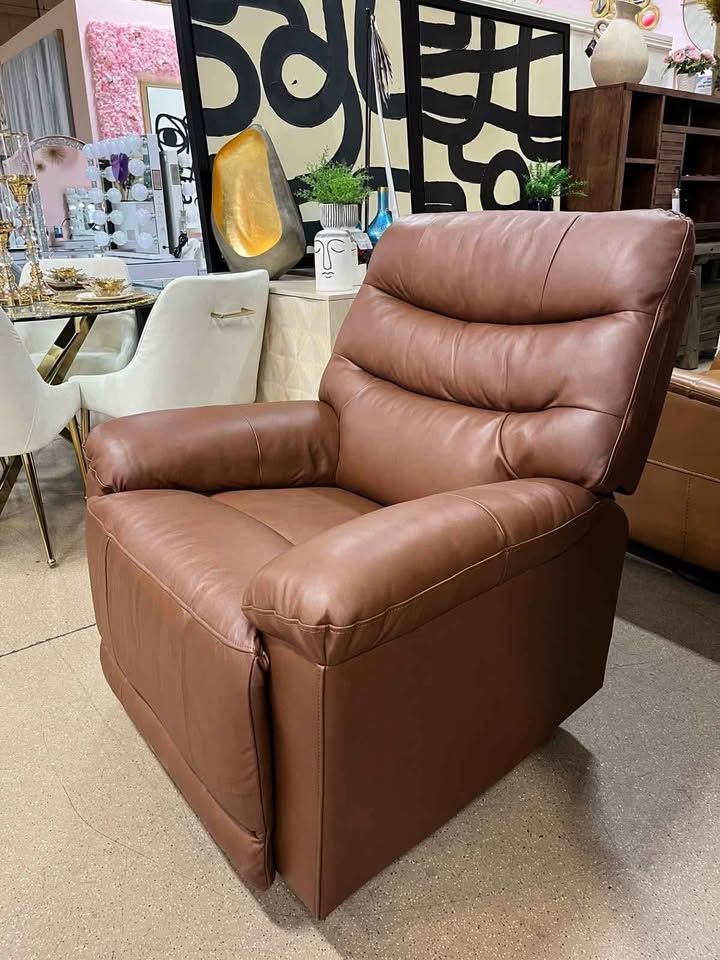 Great Price!!! King Leather Swivel Recliner Chair
