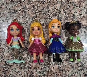 Disney princess mini dolls