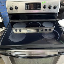 FRIGIDAIRE GLASS TOP ELECTRIC STOVE 