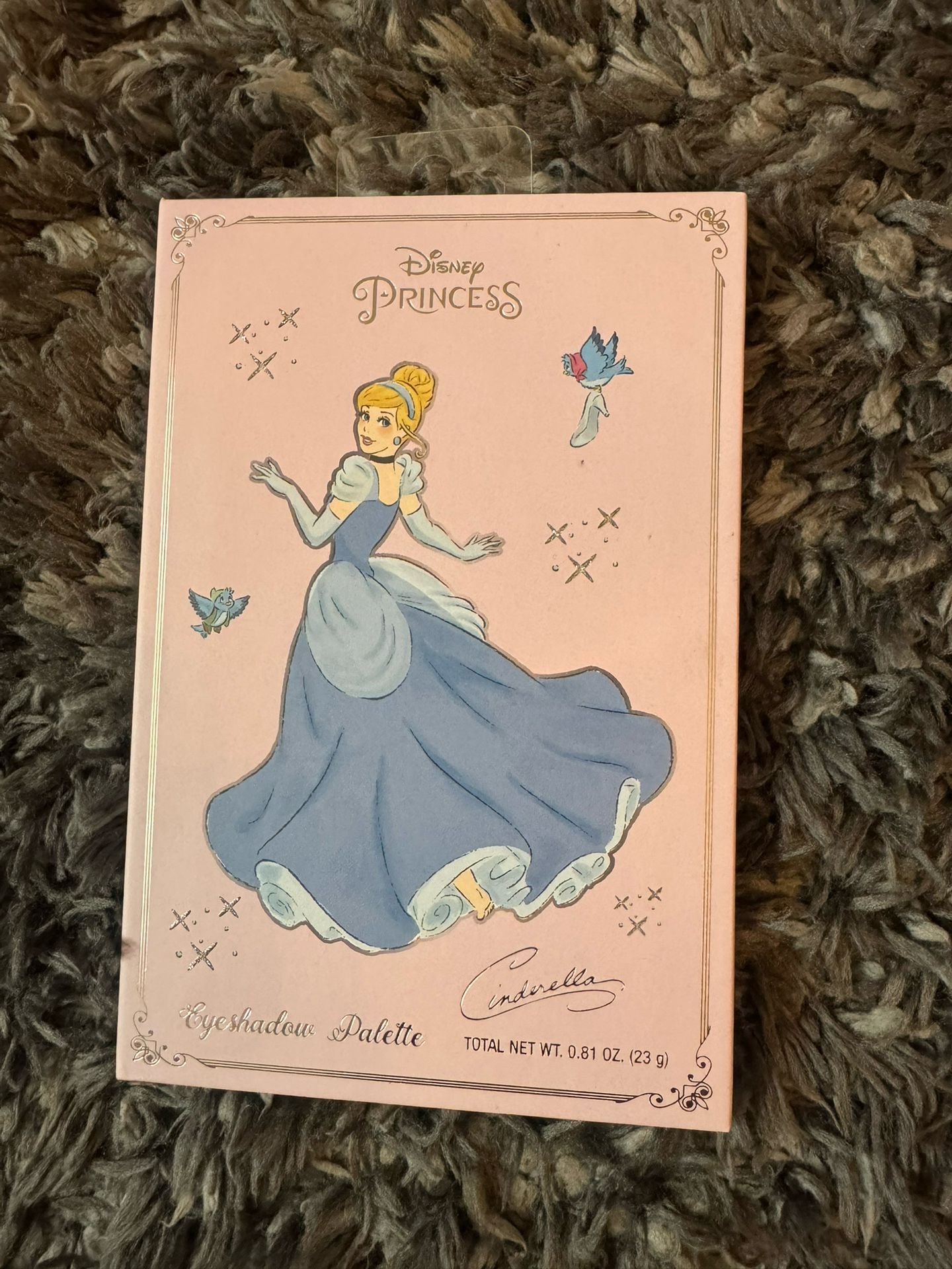Christmas Disney Cinderella Eye Shadow Palette. New.    We