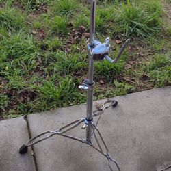 Tama cymbal stand with Omni mout