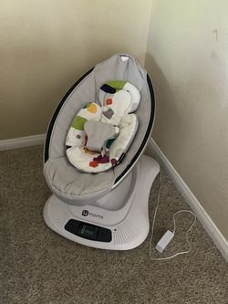 4 Moms Mumaroo In Great Condition $60