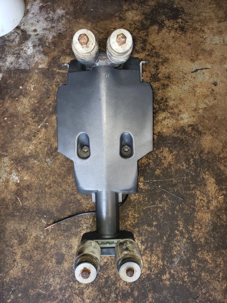 Yamaha outboard steering bracket and arm 25 " 150 175 200 hp for Sale in Cutler Bay, FL OfferUp