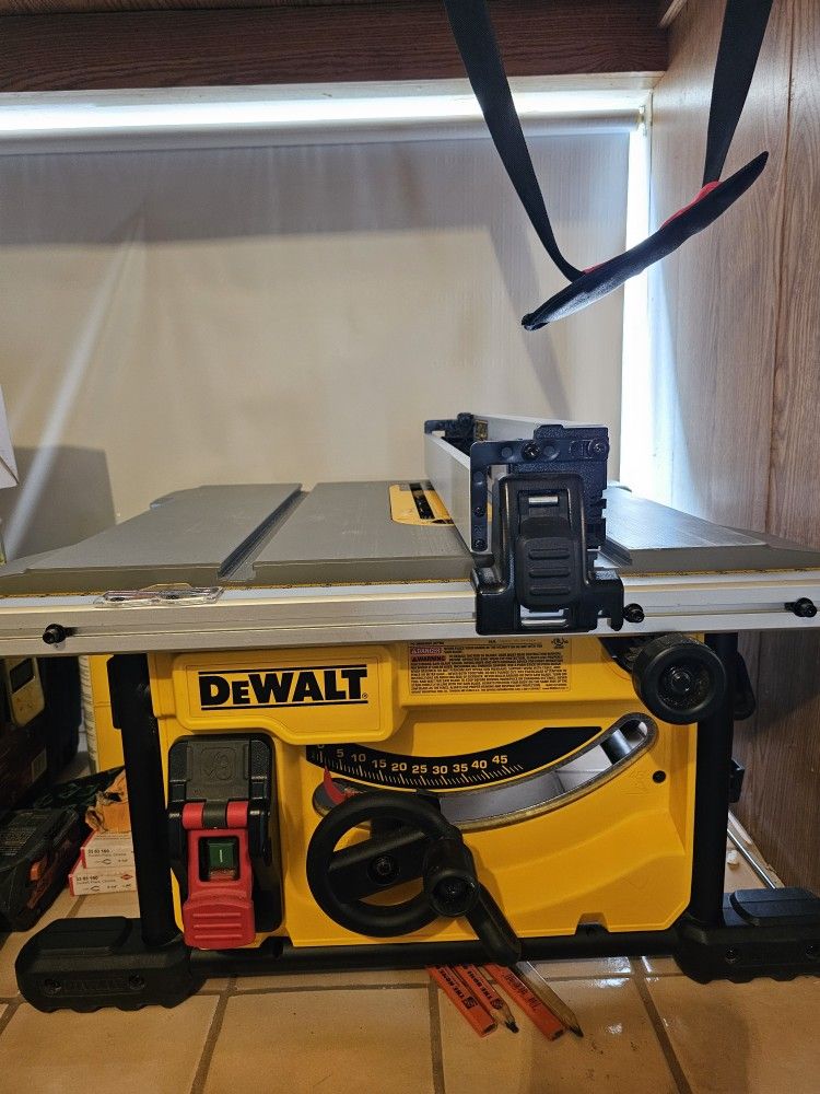 Dewalt Table Saw 