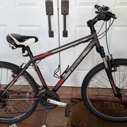 Trek mountain bike 26 inch large 21 speed front suspension bicycle