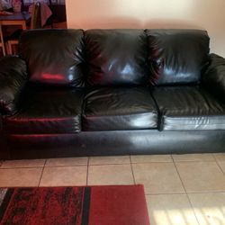 Black Leather Couch 