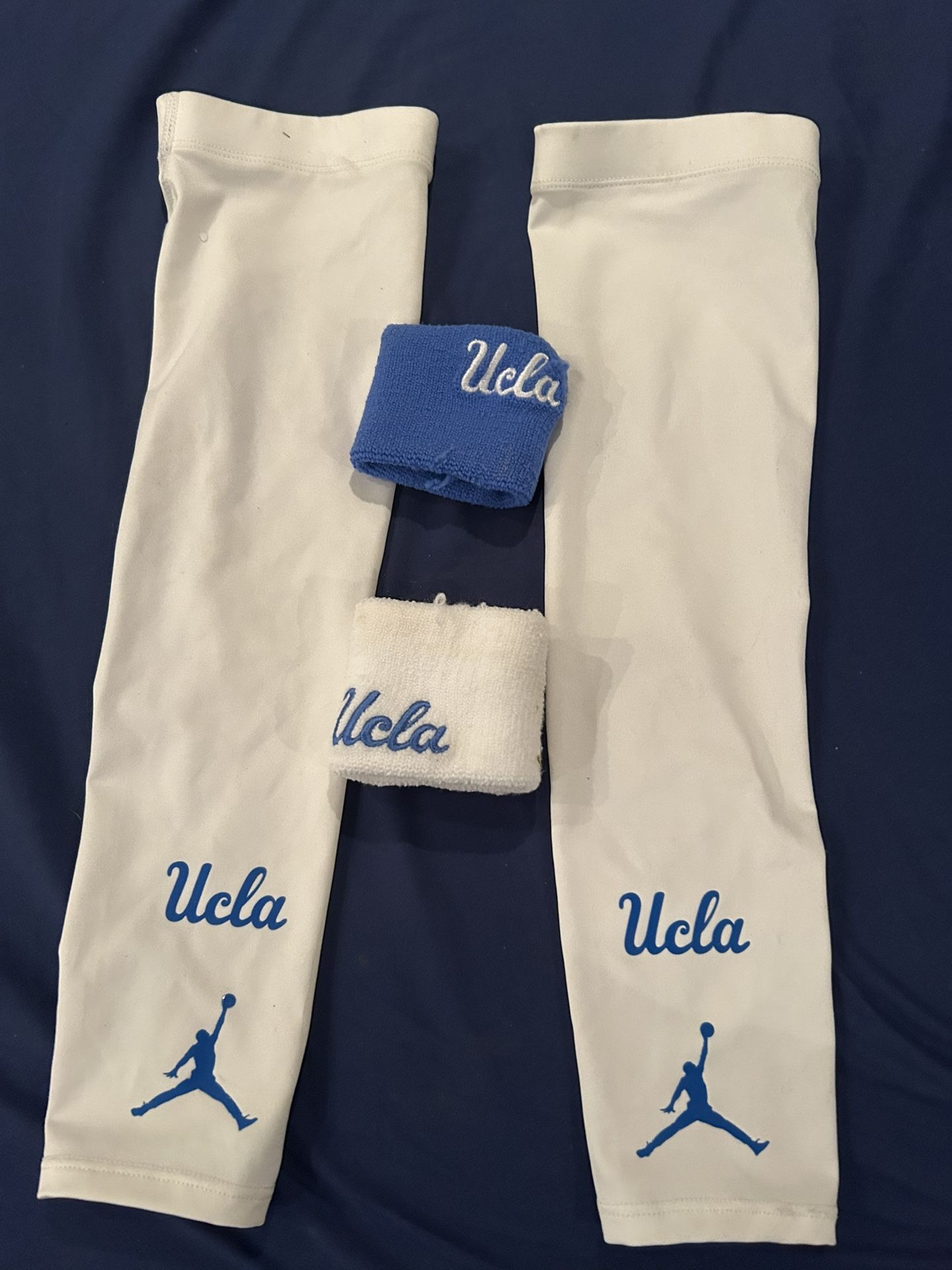 UCLA FOOTBALL ATTIRE