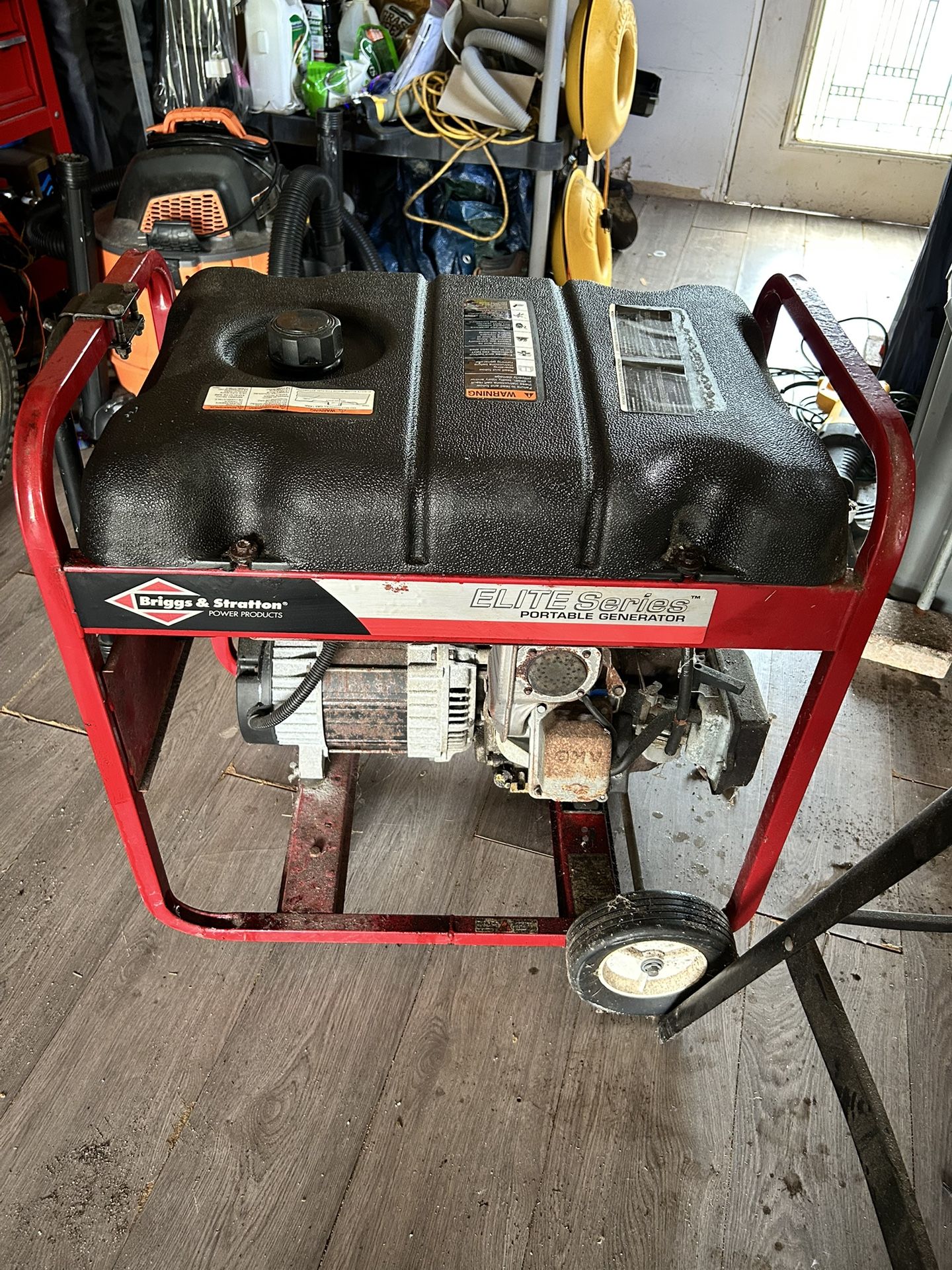 Briggs And Stratton 5500W Gas Generator