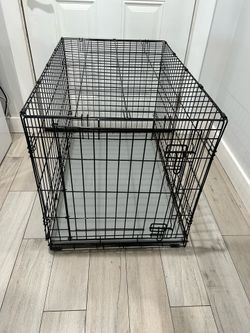 Pet crate 32L x 22W x 24H inches