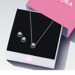 Pandora Necklace And  Earring Set