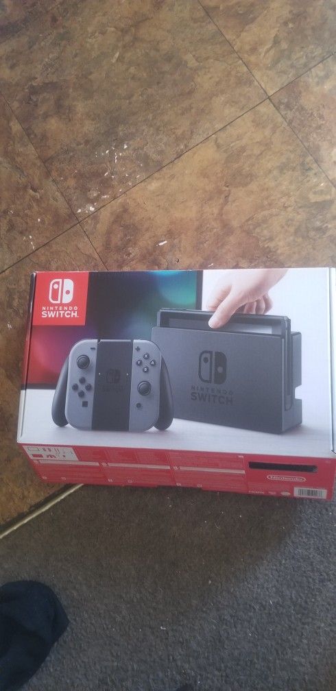 NINTENDO SWITCH (BOX ONLY)