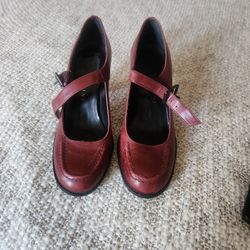 Womens Shoes 6