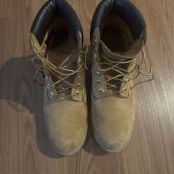 TimberLand Boots