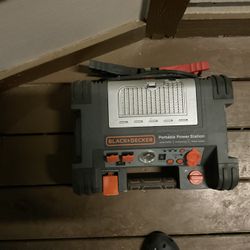 Back Decker Portable Power Station 