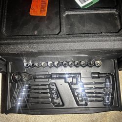 BRAND New Husky- Mechanics Tool Set in Connect Trays (270-Piece)