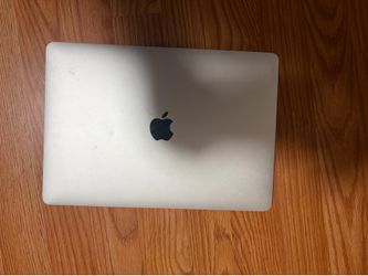 MacBook M1