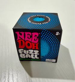 💙 🆕 NEEDOH Fuzz Ball - The Velvet Squeeze 🩵