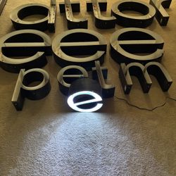 Light Up Metal Sign Letters