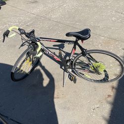 Ccm presto deals road bike