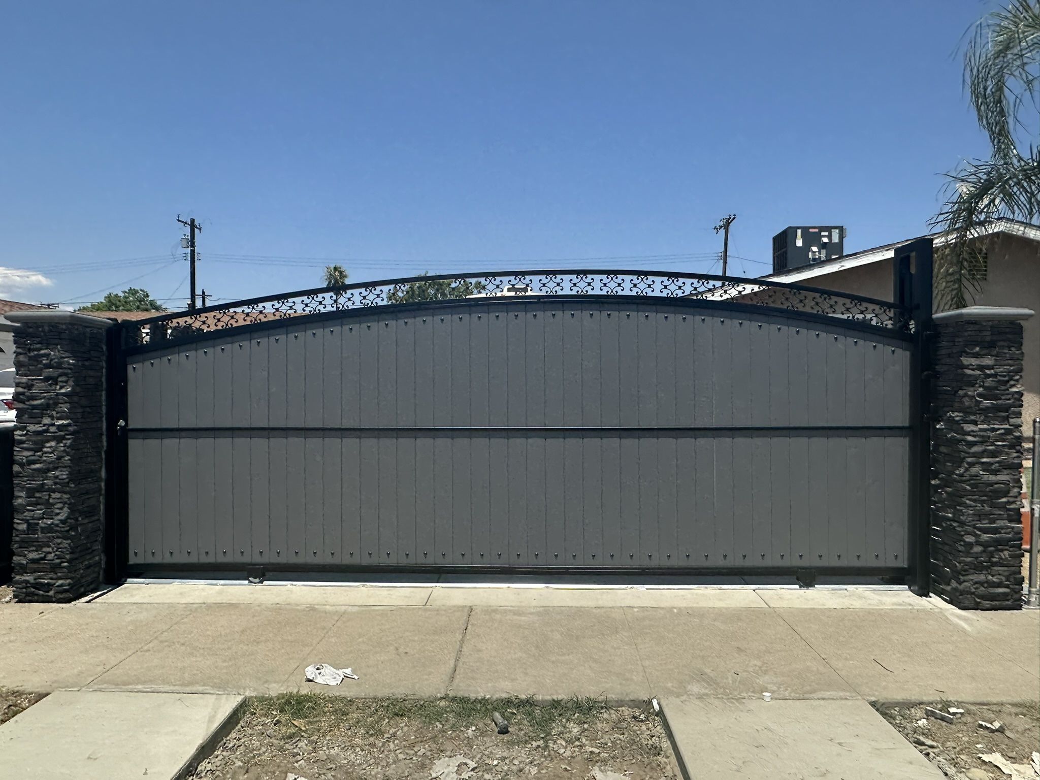 Slide Gate