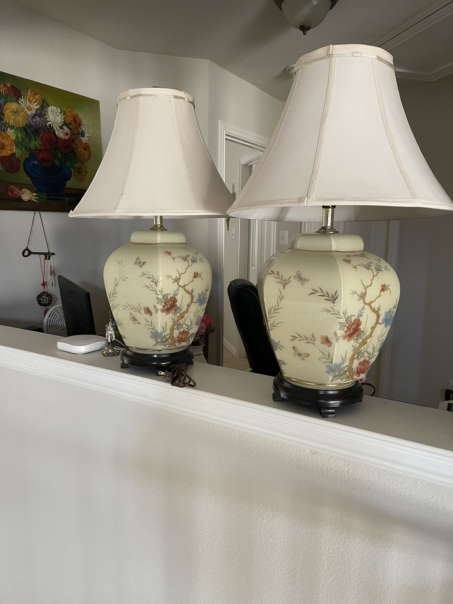 Pair of  Vintage Chinoiserie Lamp 