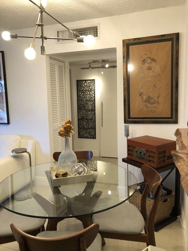 Lámpara Chandelier Westelm