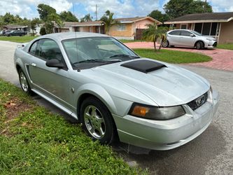 2004 Ford Mustang
