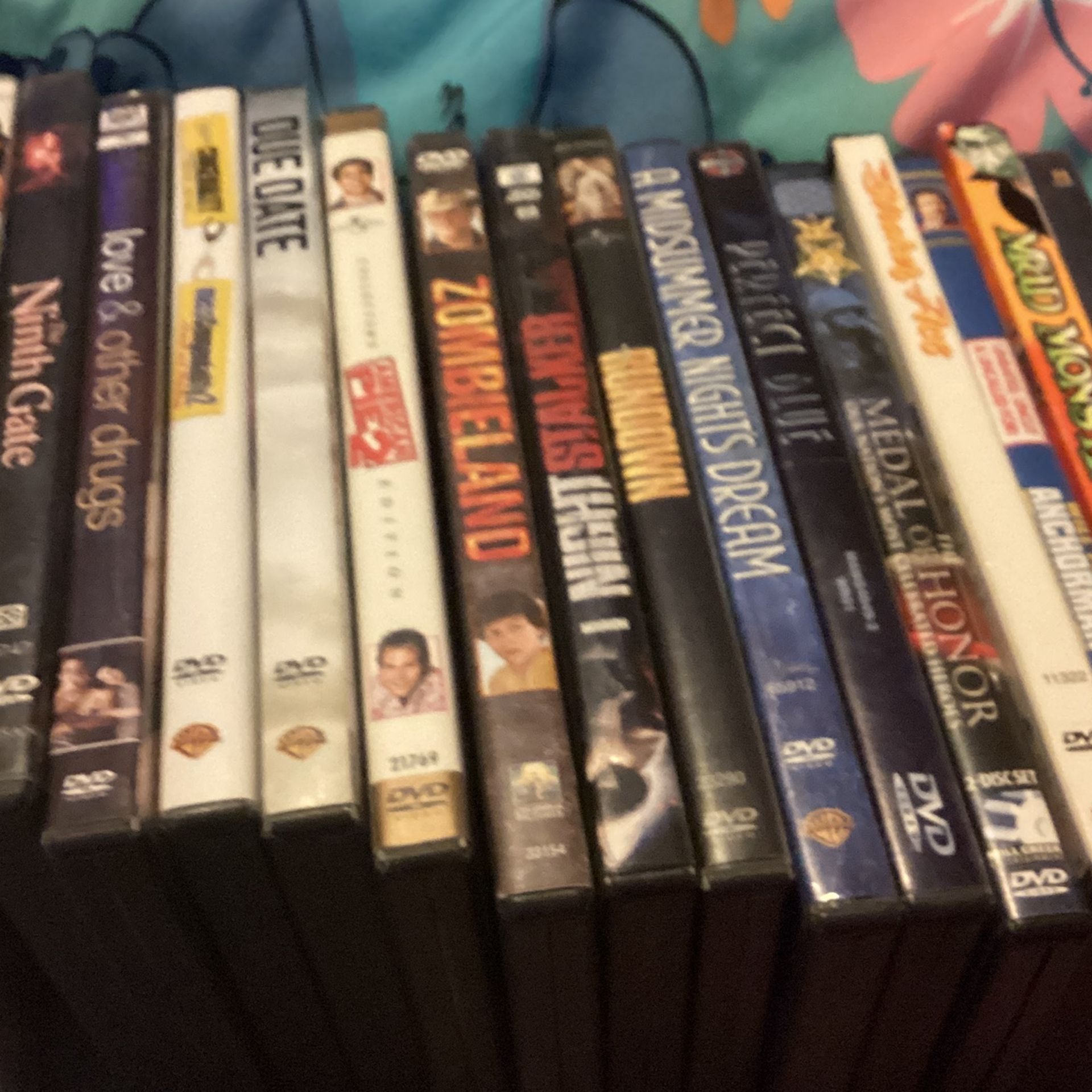 1,000 DVDs Very Clean All In Cases Assorted Genres 