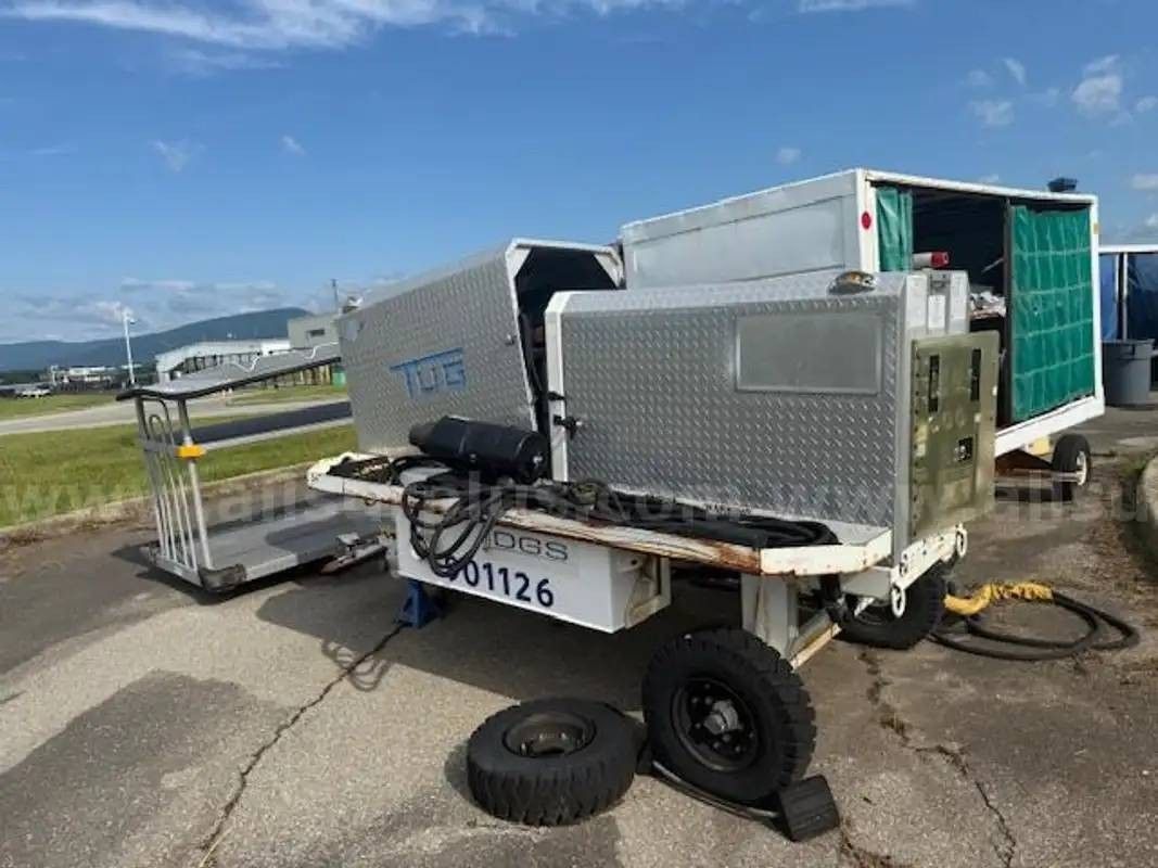 Diesel Mobile 2004 Tug Tech GP-400-60 GPU Ground Power Unit Generator for Airplane - Aircraft - on Trailer