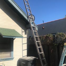 18 Ft Aluminum Ladder