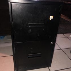 FILE CABINET 