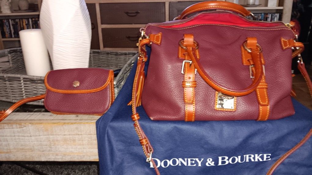 Purses Very Good Condition