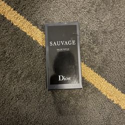 Dior Sauvage Eau De Parfum 