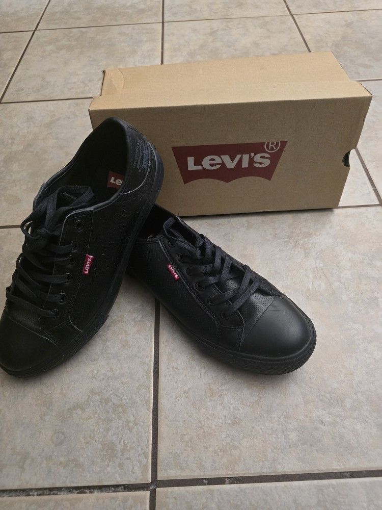 Levi's leather sneakers