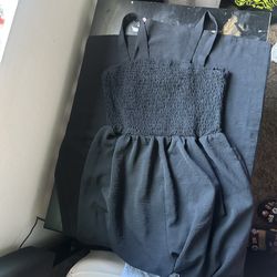 Women’s Clothing 