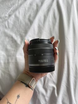 Canon RF 24 - 50mm