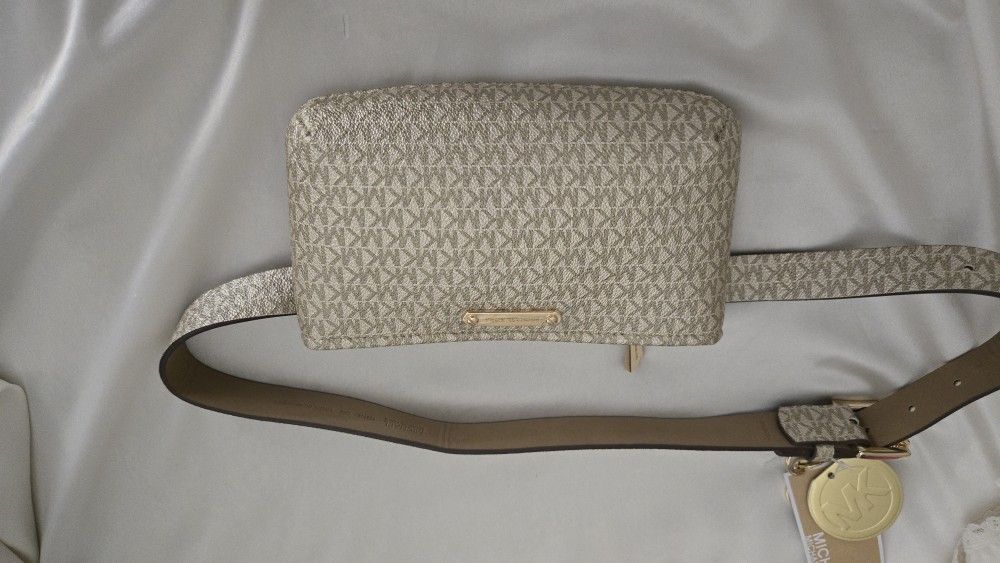 Michael Kors Belt Bag