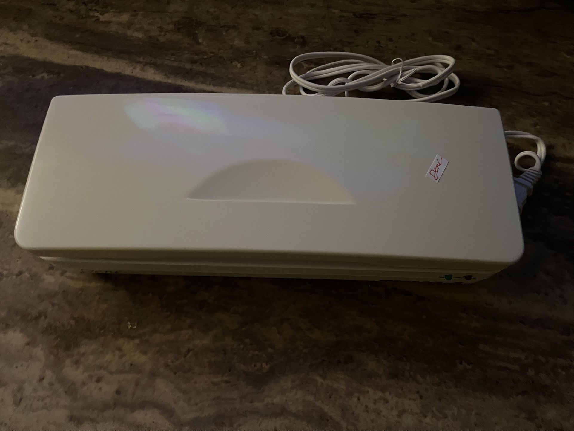 Freshlock Vacuum Sealer By Deni + Bag rolls