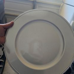 Charger Plates and Napkins With Glass goblet  