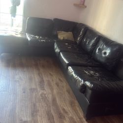 Free Couch 