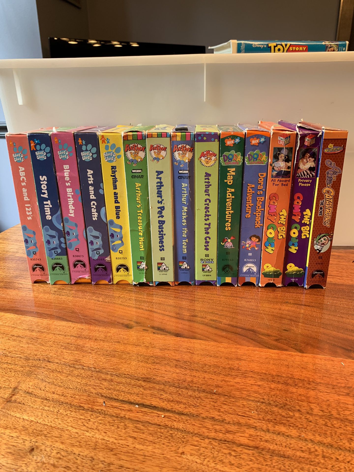 14 Kids VHS Tapes, Blues Clues, Arthur, Dora, Molly’s Comfy Couch